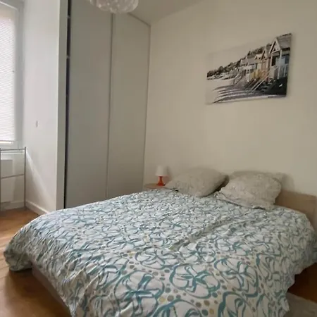 Apart Very Chic Chevandier Apartment