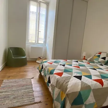 Apart Very Chic Chevandier * Valence (Drome)